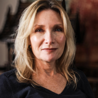 A head-and-shoulders portrait of Melissa Rayworth
